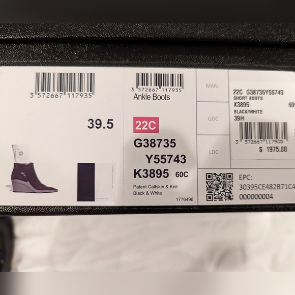 Chanel 22C black patent calfskin wedge ankle boots in size 39.5C - Picture 15 of 16